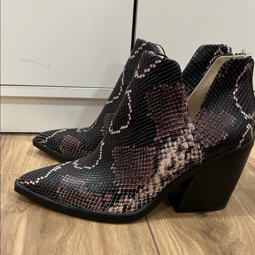 Vince Camuto Gigietta Snakeskin Ankle Boots